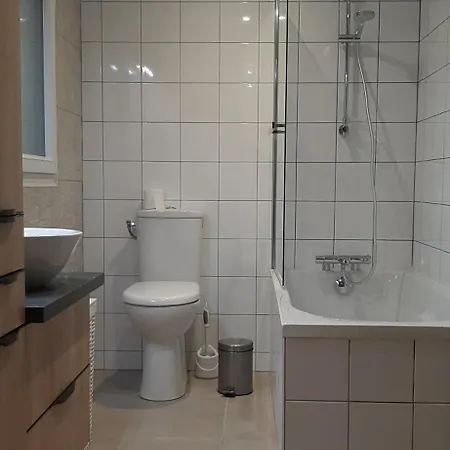 Séjour à la ferme Le Thuit - F2 Plain Pied équipé à La Ferme *