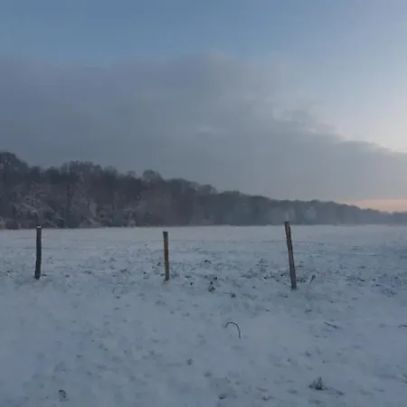 Le Thuit - F2 Plain Pied équipé à La Ferme Séjour à la ferme *