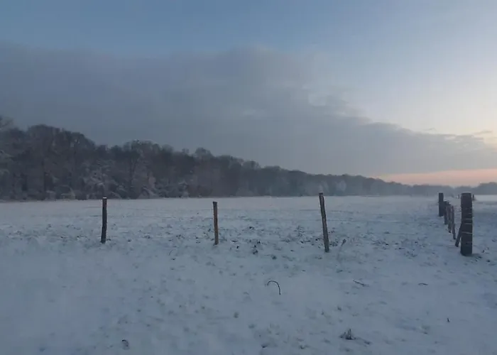 Le Thuit - F2 Plain Pied équipé à La Ferme Séjour à la ferme *