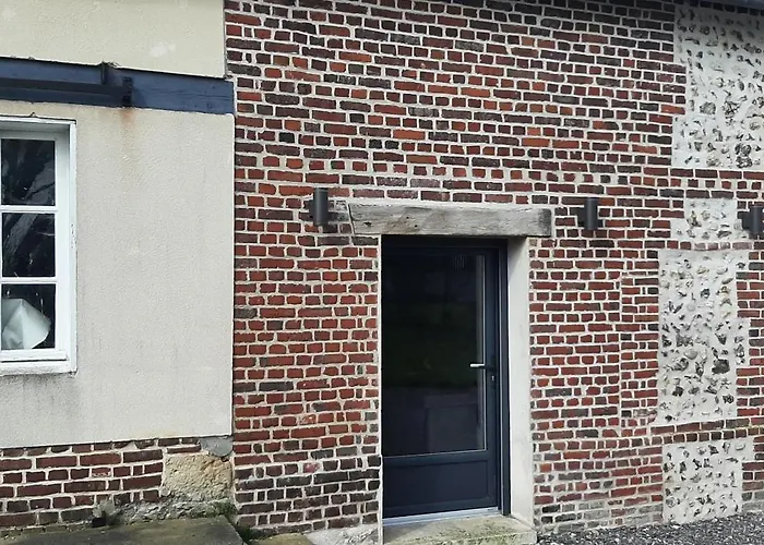 Le Thuit - F2 Plain Pied équipé à La Ferme * Charleval (Eure)