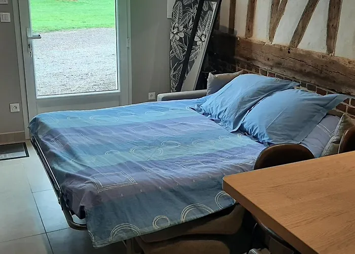 Le Thuit - F2 Plain Pied équipé à La Ferme